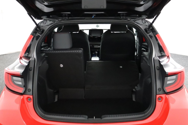 Toyota Yaris - 1.5 Hybrid Launch Edition 24