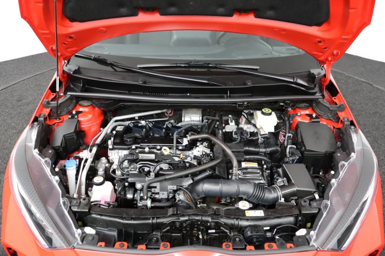 Toyota Yaris - 1.5 Hybrid Launch Edition 35