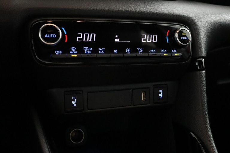 Toyota Yaris - 1.5 Hybrid Launch Edition 7