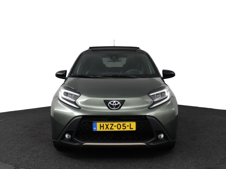 Toyota Aygo X - 1.0 VVT-i MT Premium Cabrio 16