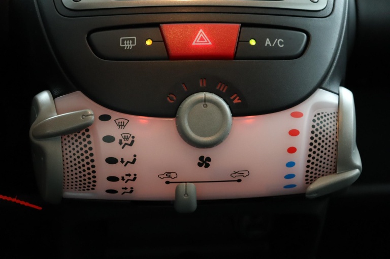Toyota Aygo - 1.0 VVT-i Aspiration 7