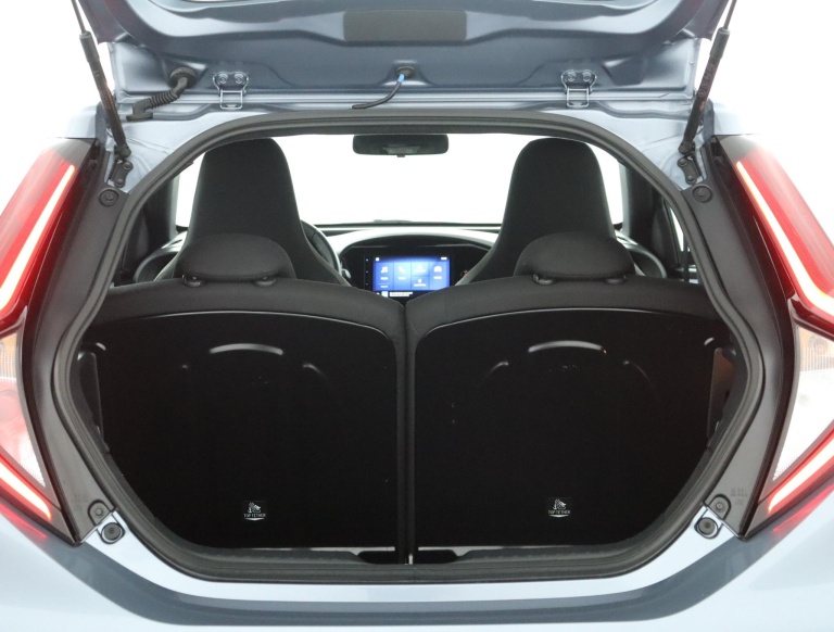Toyota Aygo X - 1.0 VVT-i MT Play 24