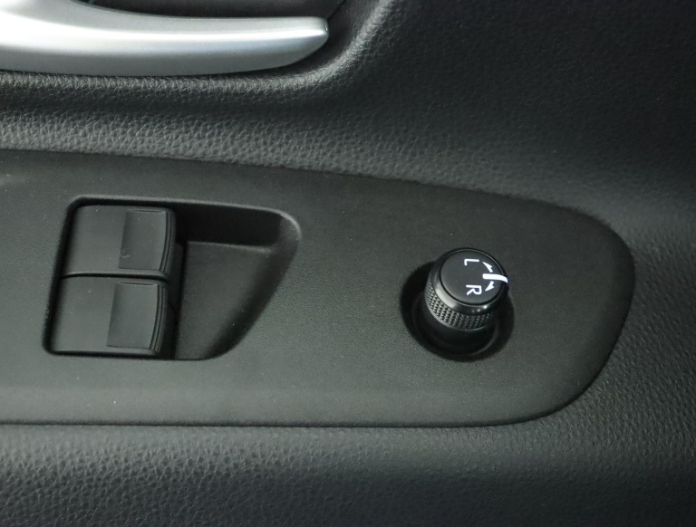 Toyota Aygo X - 1.0 VVT-i MT Play 28