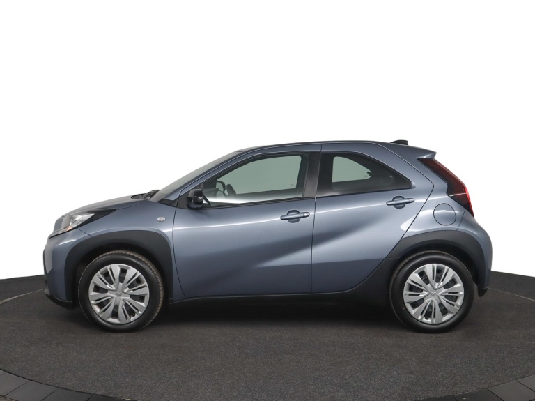 Toyota Aygo X - 1.0 VVT-i MT Play 3