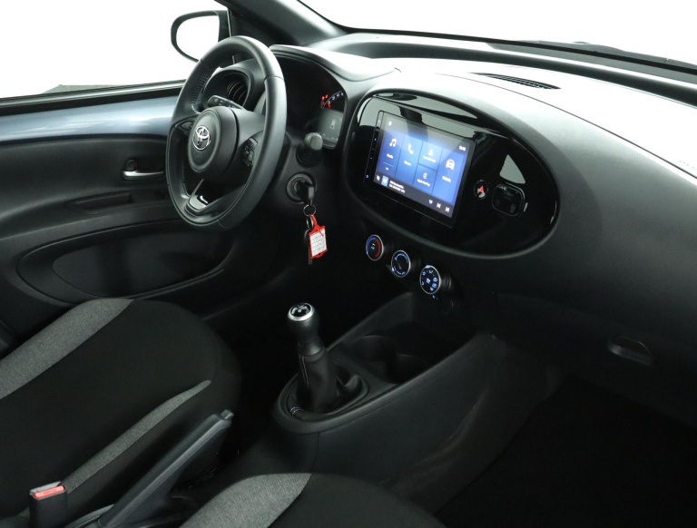 Toyota Aygo X - 1.0 VVT-i MT Play 55