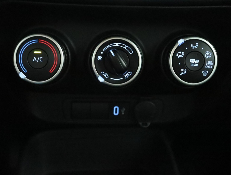 Toyota Aygo X - 1.0 VVT-i MT Play 7