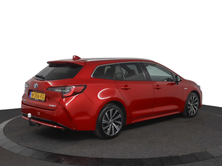 Toyota Corolla Touring Sports - 1.8 Hybrid Dynamic 2