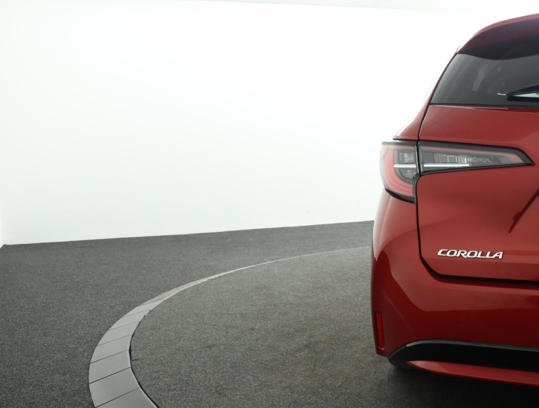 Toyota Corolla Touring Sports - 1.8 Hybrid Dynamic 43