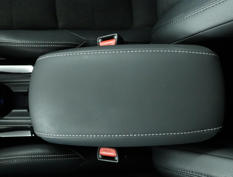 Toyota Corolla Touring Sports - 1.8 Hybrid Dynamic 64
