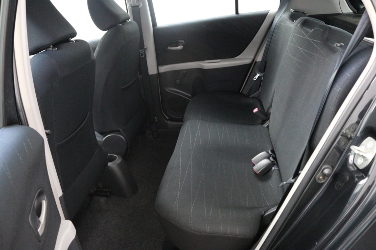 Toyota Yaris - 1.3 VVTi Luna MMT 17