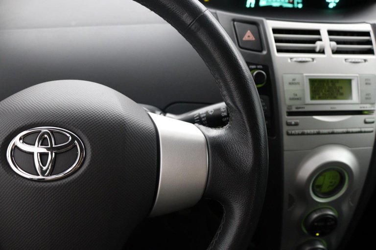 Toyota Yaris - 1.3 VVTi Luna MMT 19