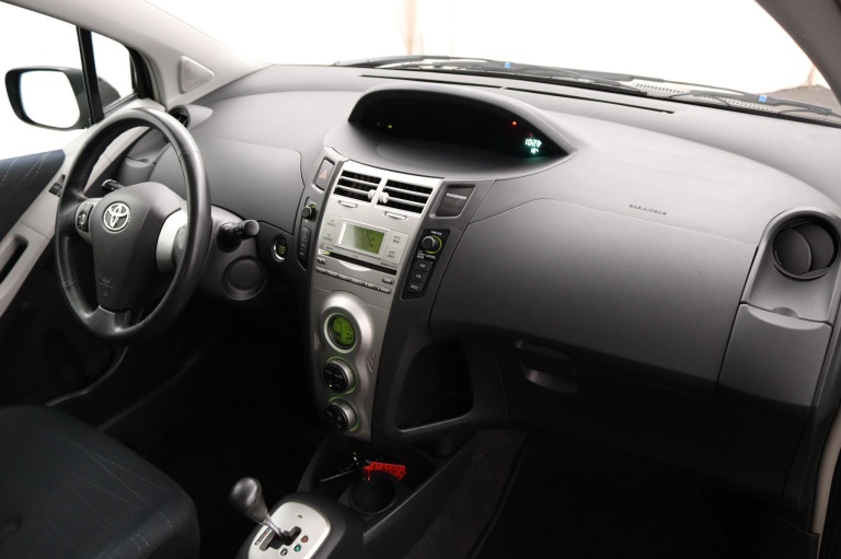 Toyota Yaris - 1.3 VVTi Luna MMT 40