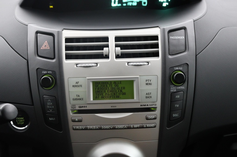 Toyota Yaris - 1.3 VVTi Luna MMT 8