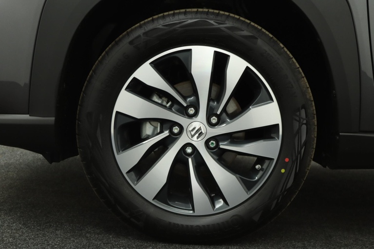 Suzuki S-Cross - 1.5 Hybrid Style 38