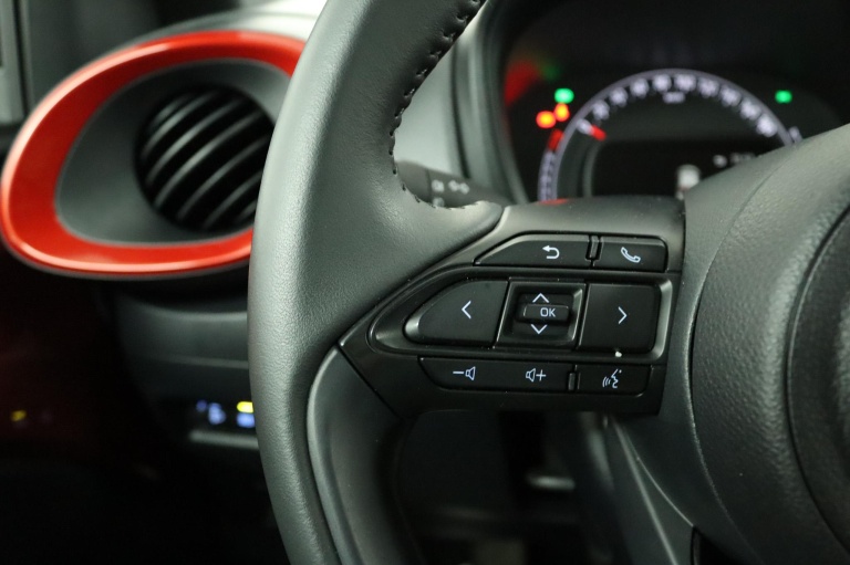 Toyota Aygo X - 1.0 VVT-i MT Pulse 18