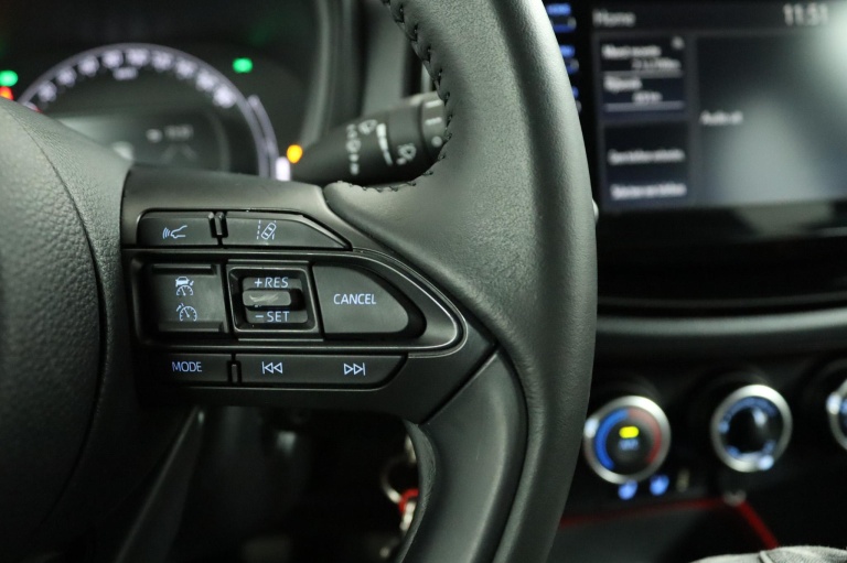 Toyota Aygo X - 1.0 VVT-i MT Pulse 19