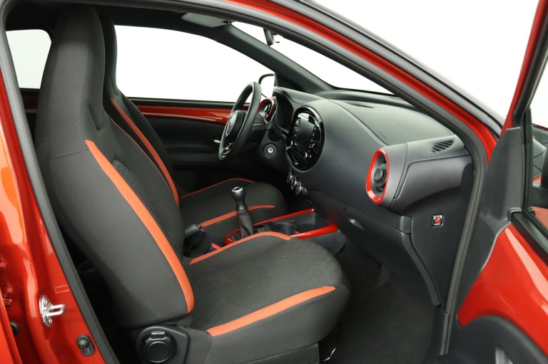 Toyota Aygo X - 1.0 VVT-i MT Pulse 21