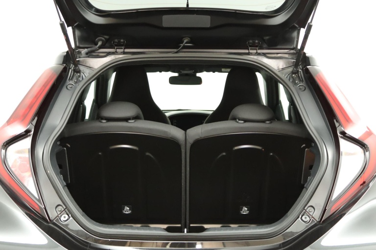 Toyota Aygo X - 1.0 VVT-i MT Pulse 23