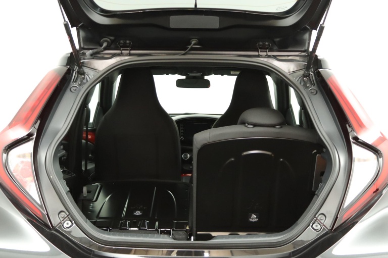 Toyota Aygo X - 1.0 VVT-i MT Pulse 24