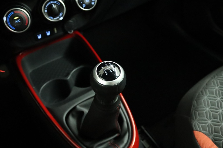 Toyota Aygo X - 1.0 VVT-i MT Pulse 26