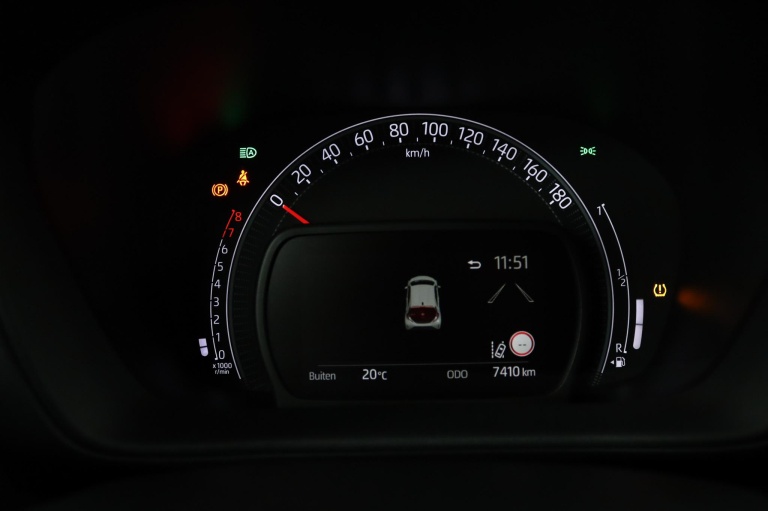 Toyota Aygo X - 1.0 VVT-i MT Pulse 6