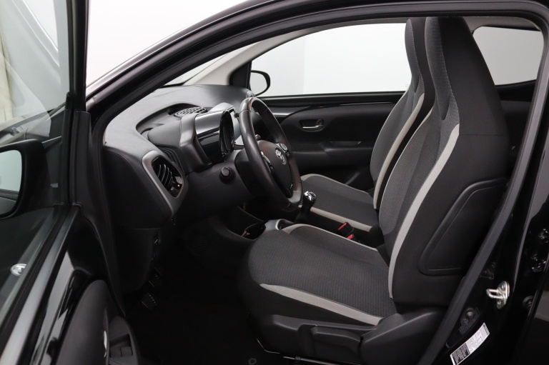 Toyota Aygo - 1.0 VVT-i x-joy cabrio 11
