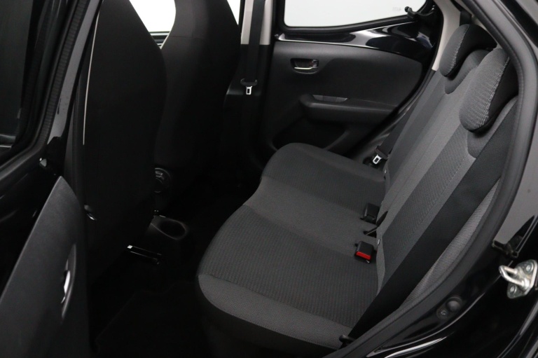 Toyota Aygo - 1.0 VVT-i x-joy cabrio 12
