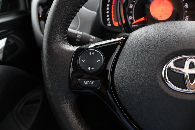 Toyota Aygo - 1.0 VVT-i x-joy cabrio 20