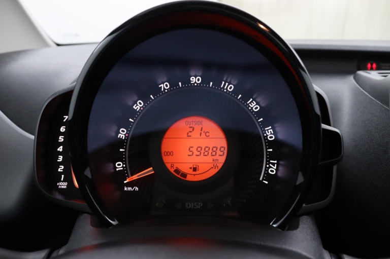 Toyota Aygo - 1.0 VVT-i x-joy cabrio 23