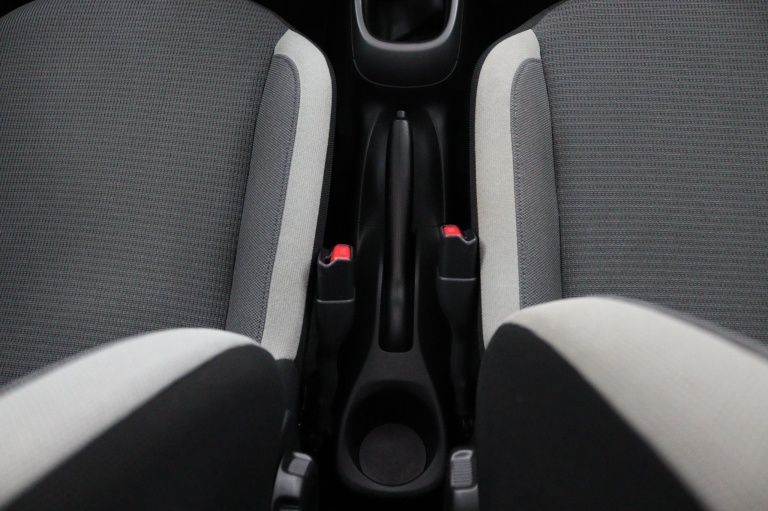 Toyota Aygo - 1.0 VVT-i x-joy cabrio 27