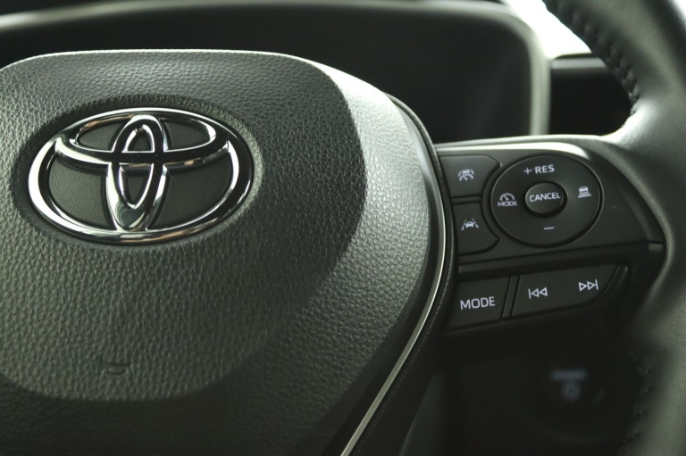 Toyota Corolla Cross - Hybrid 140 Style 21