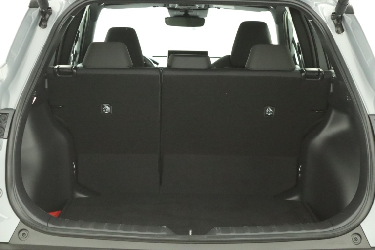 Toyota Corolla Cross - Hybrid 140 Style 24