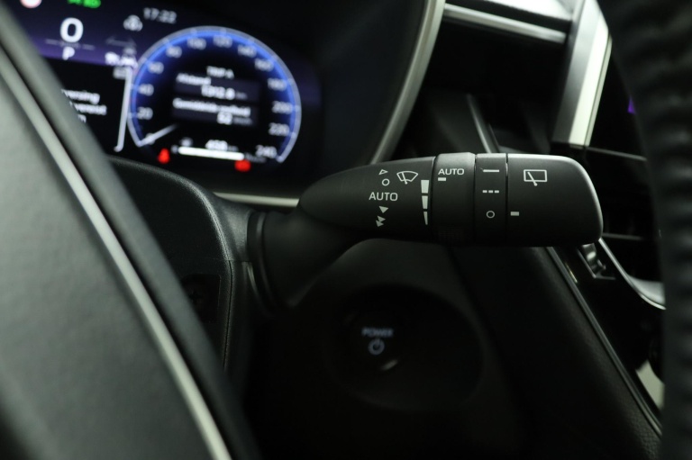 Toyota Corolla Cross - Hybrid 140 Style 31