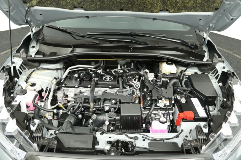 Toyota Corolla Cross - Hybrid 140 Style 34