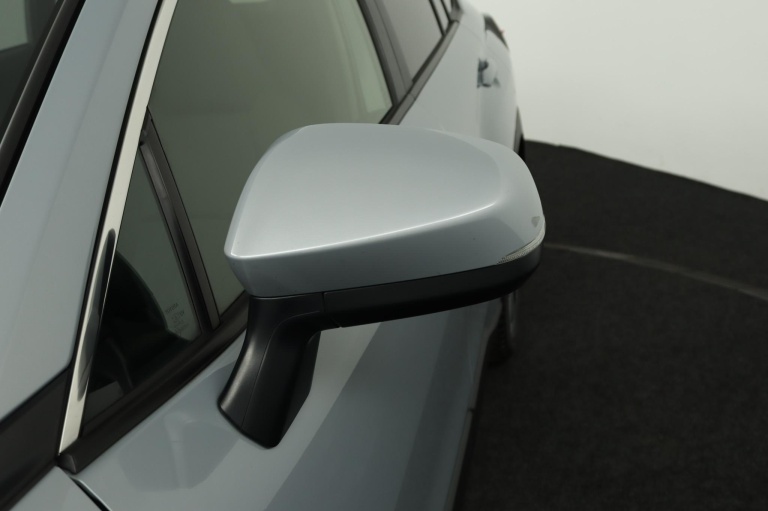 Toyota Corolla Cross - Hybrid 140 Style 36