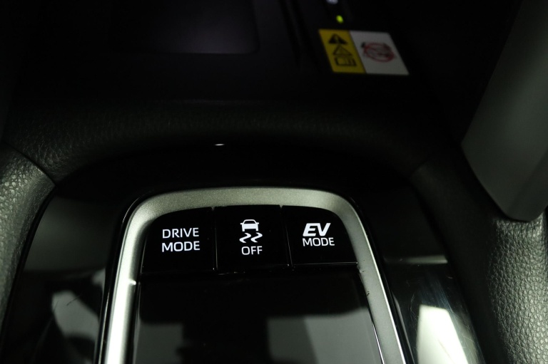 Toyota Corolla Cross - Hybrid 140 Style 56
