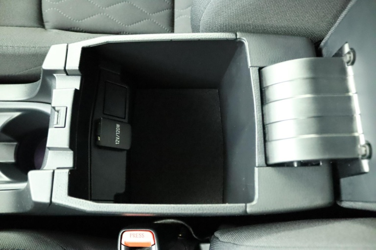 Toyota Corolla Cross - Hybrid 140 Style 60