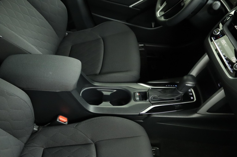 Toyota Corolla Cross - Hybrid 140 Style 66