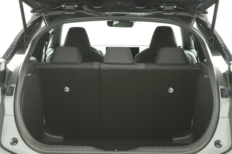 Toyota C-HR - 1.8 Hybrid 140 Dynamic 24
