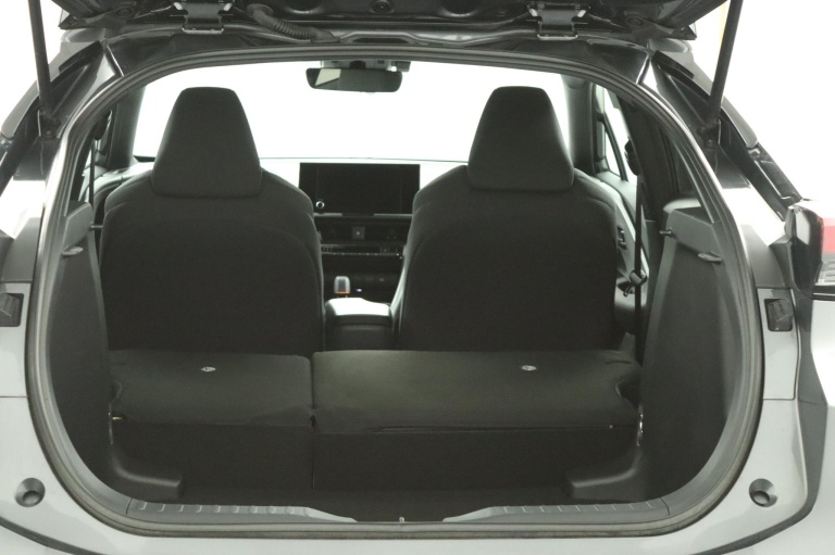 Toyota C-HR - 1.8 Hybrid 140 Dynamic 26