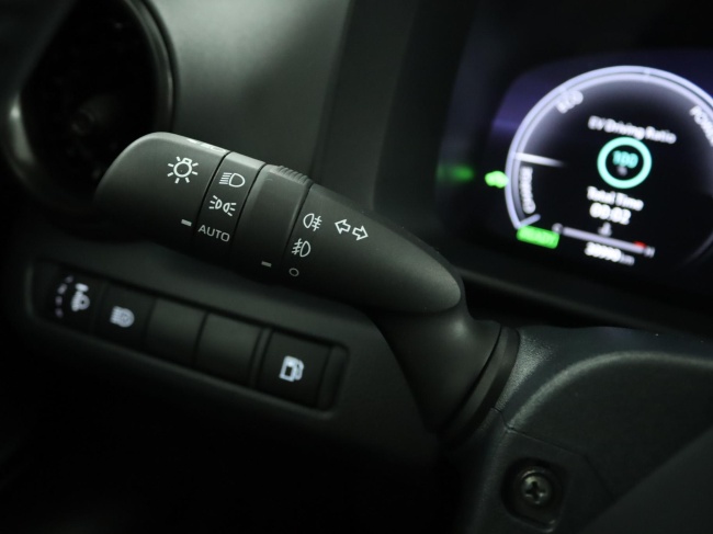 Toyota C-HR - 1.8 Hybrid 140 Dynamic