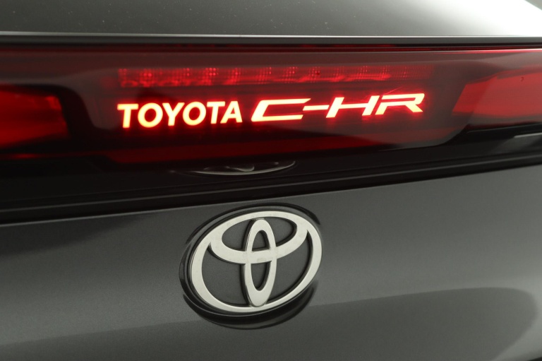 Toyota C-HR - 1.8 Hybrid 140 Dynamic 40