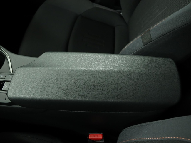 Toyota C-HR - 1.8 Hybrid 140 Dynamic