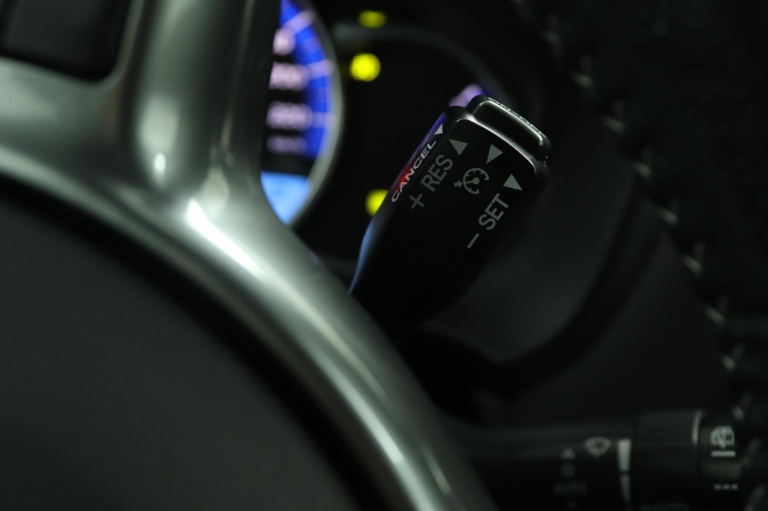 Toyota Yaris - 1.5 Hybrid Trend Bi-Tone 44
