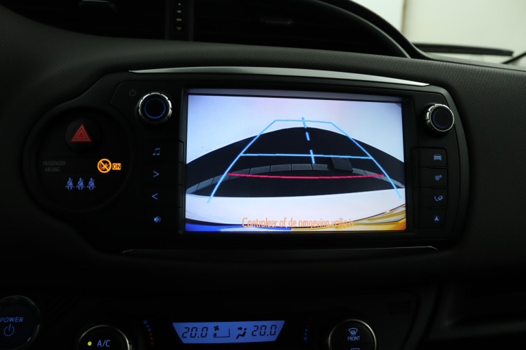 Toyota Yaris - 1.5 Hybrid Trend Bi-Tone 9