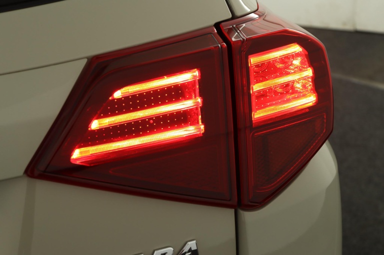 Suzuki Vitara - 1.5 Hybrid Style 67