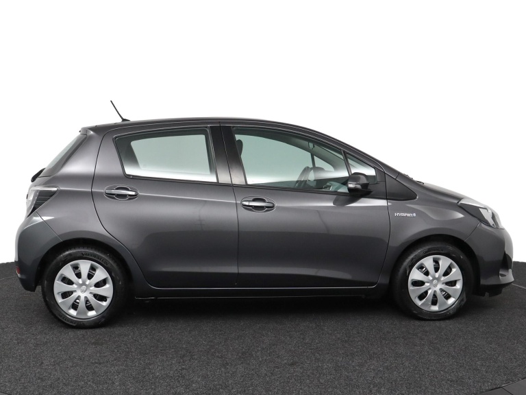 Toyota Yaris - 1.5 Full Hybrid Aspiration 13