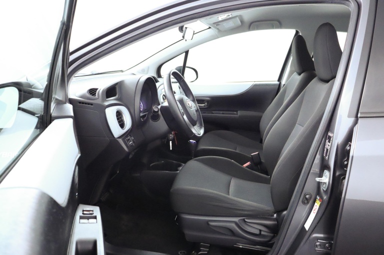Toyota Yaris - 1.5 Full Hybrid Aspiration 17