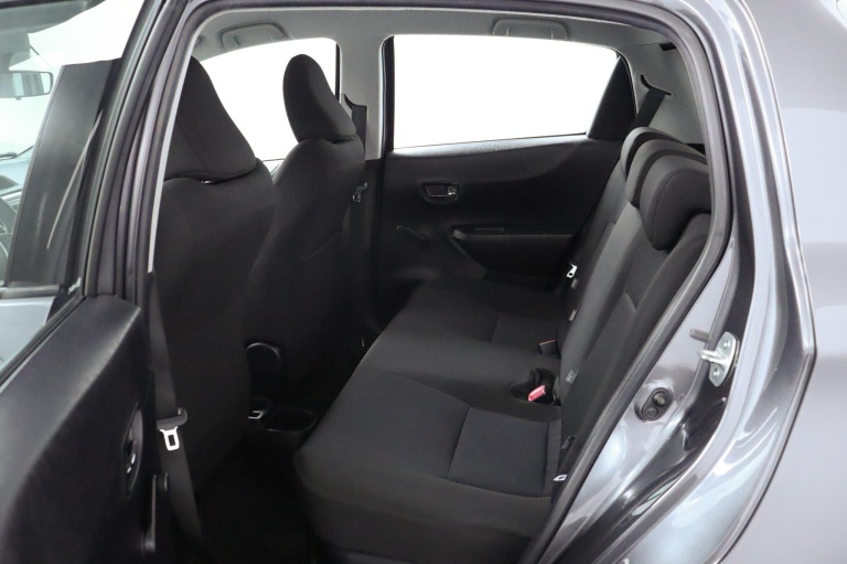 Toyota Yaris - 1.5 Full Hybrid Aspiration 18