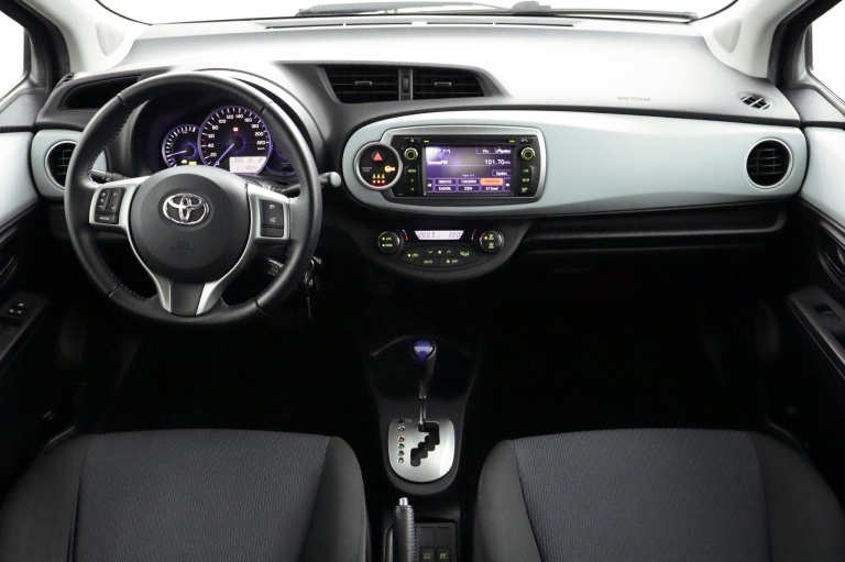 Toyota Yaris - 1.5 Full Hybrid Aspiration 4